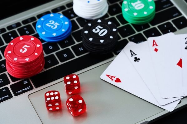 poker online